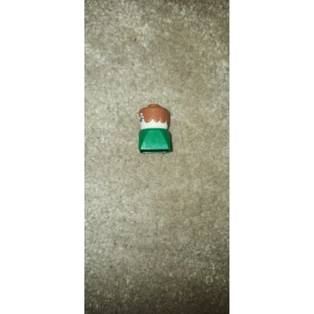 Duplo 2 x 2 x 2 Figure Brick Early, Female Green Base Fabuland Brown Hair 1979